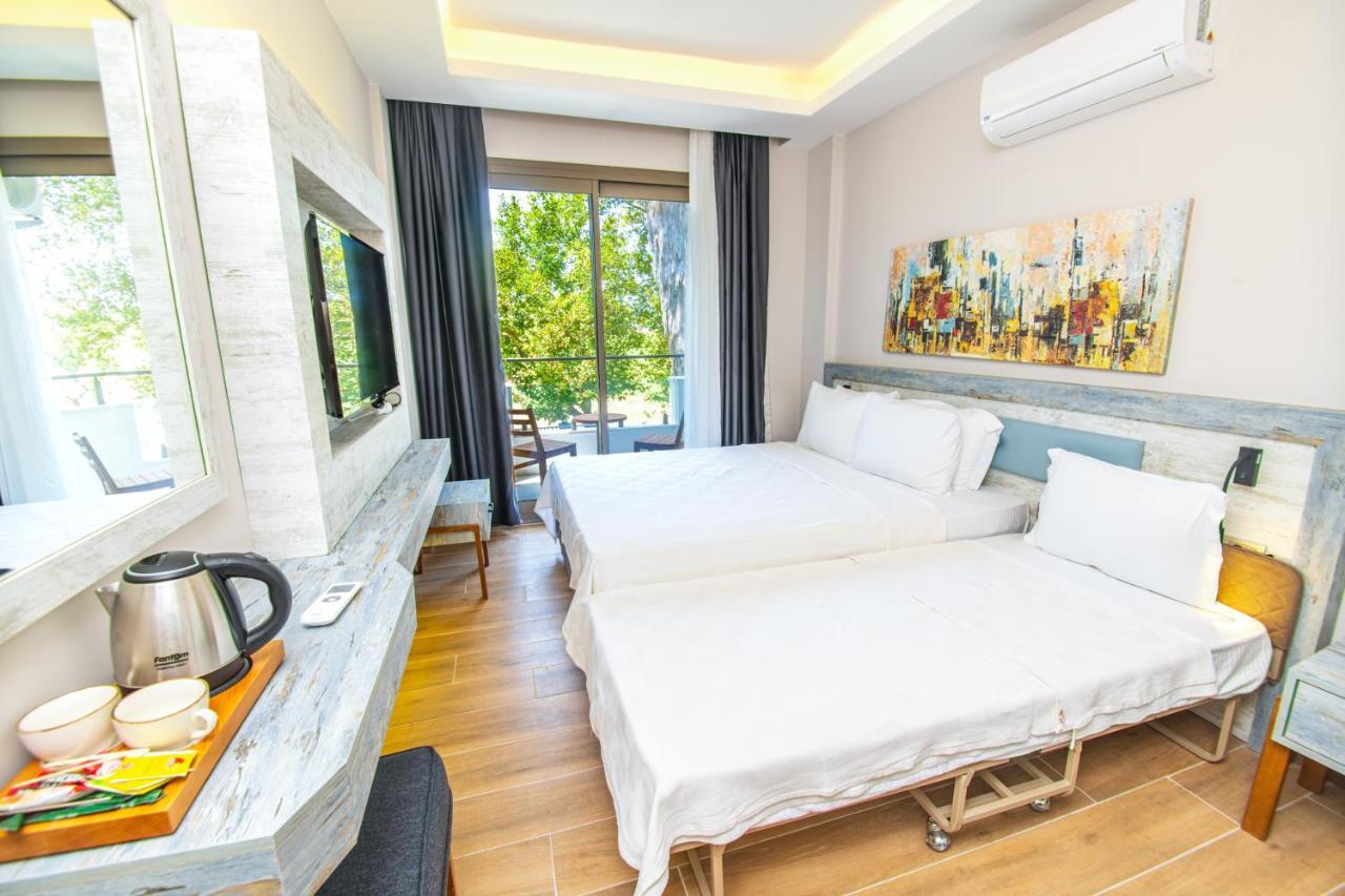 Feri Surf Club Hotel 닷차 외부 사진