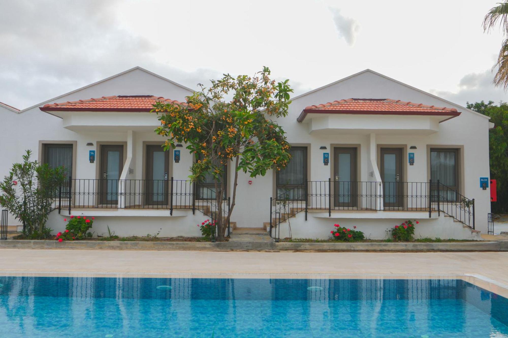 Feri Surf Club Hotel 닷차 외부 사진