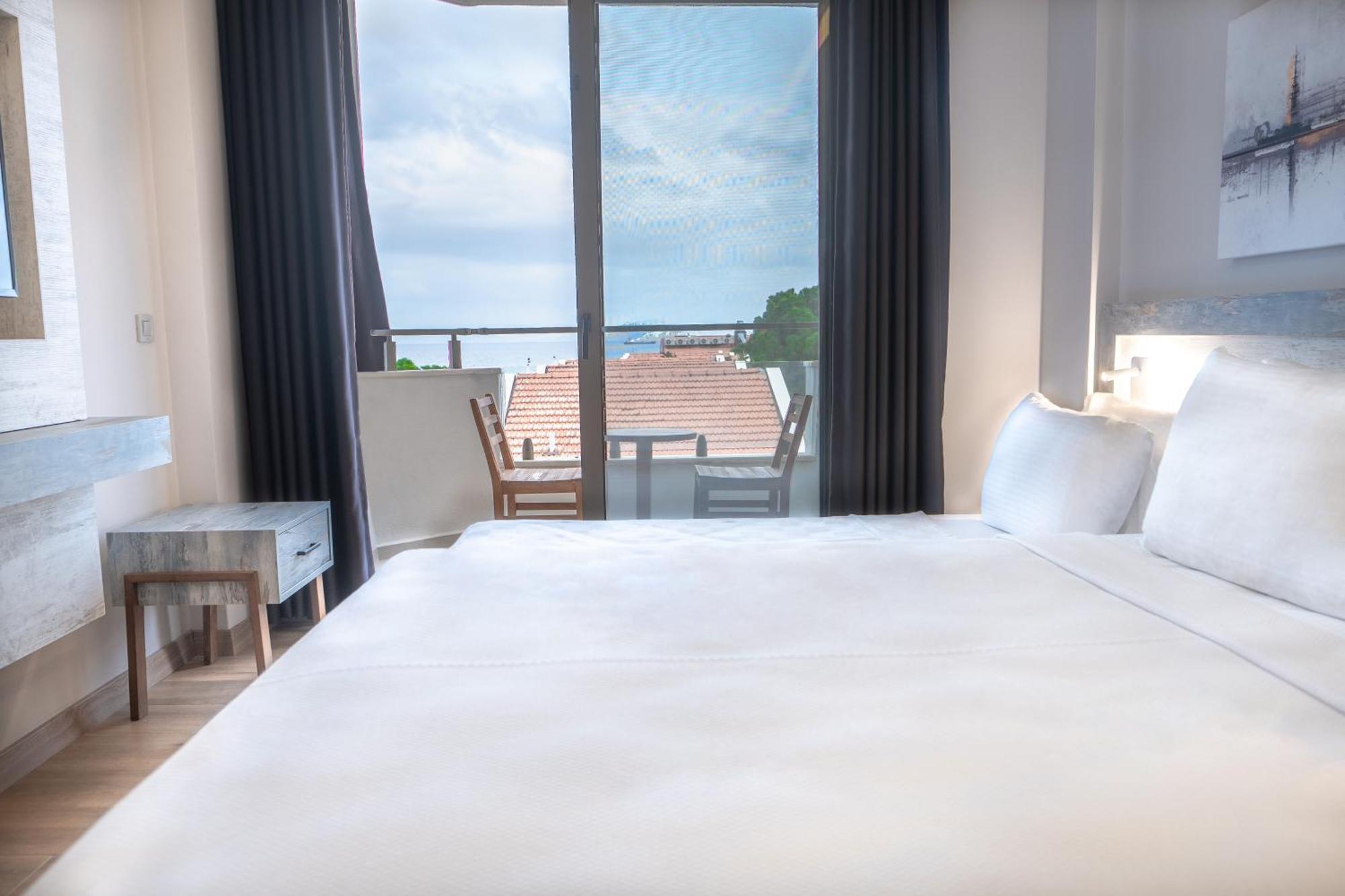 Feri Surf Club Hotel 닷차 외부 사진